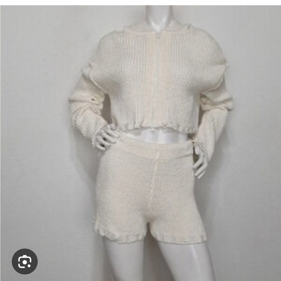 Moon & Madison Cream Knit Cardigan and shorts matching set - Picture 3 of 7